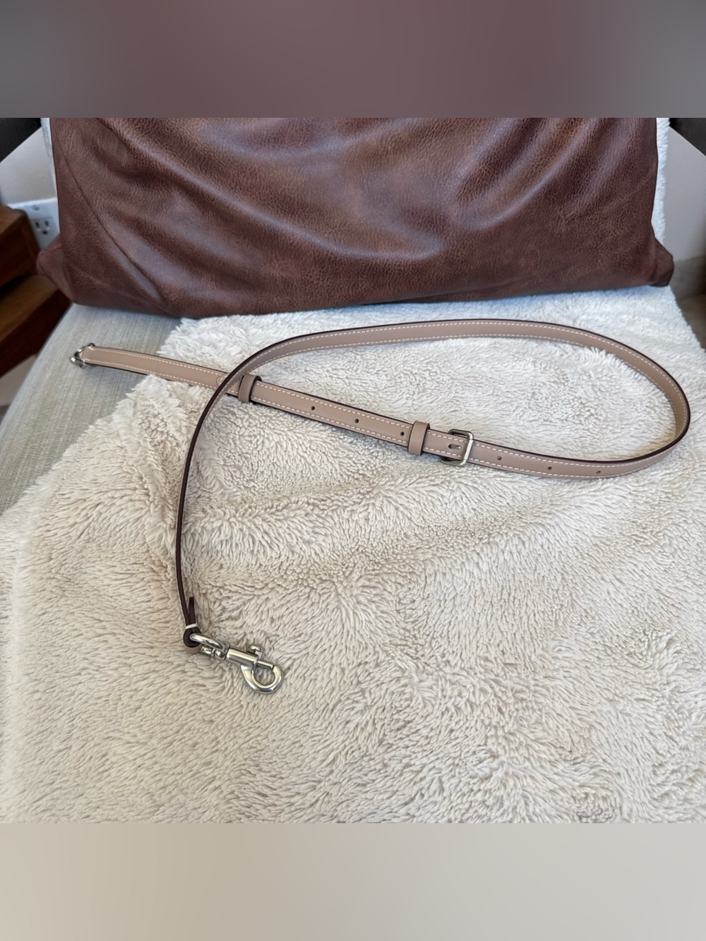Coach Adjustable Leather Crossbody Shoulder Strap in Light Taupe